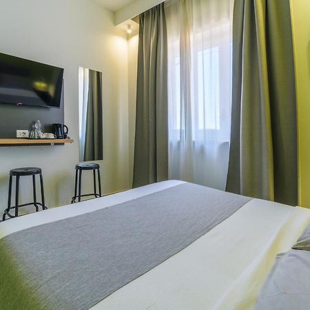 Room 65 Катания Екстериор снимка